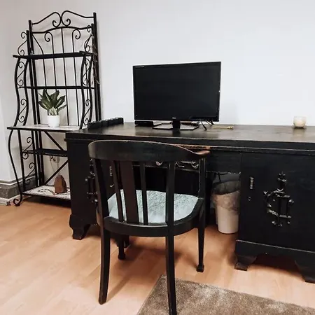 شقة Wohnen Wohlfuehlen - Geraeumiges In *