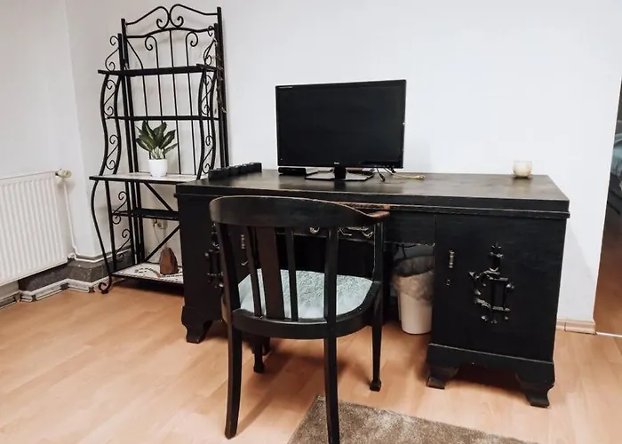 شقة Wohnen Wohlfuehlen - Geraeumiges In *